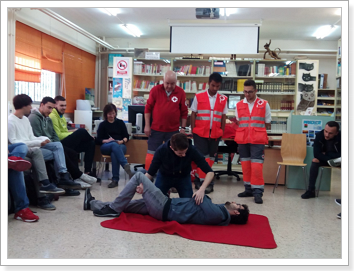 Talleres de Primeros auxilios de Cruz Roja para los alumnos de FP que cursan FOL